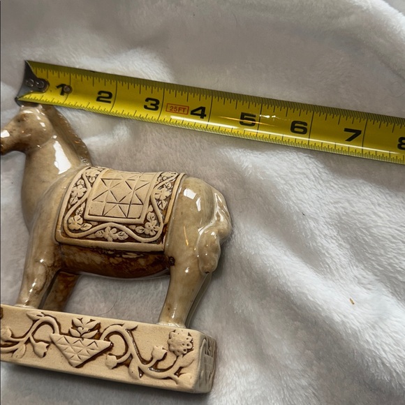 Vintage Glazed Pottery Horse Figurine: Asian-Inspired Farmhouse Decor - Picture 6 of 8